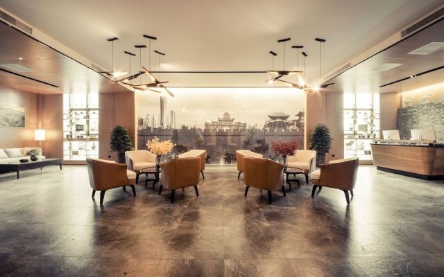 Qianna Qianxun Hotel