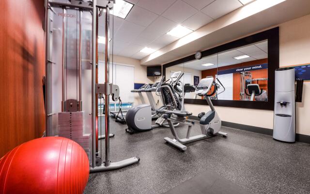 Hampton Inn & Suites Plymouth