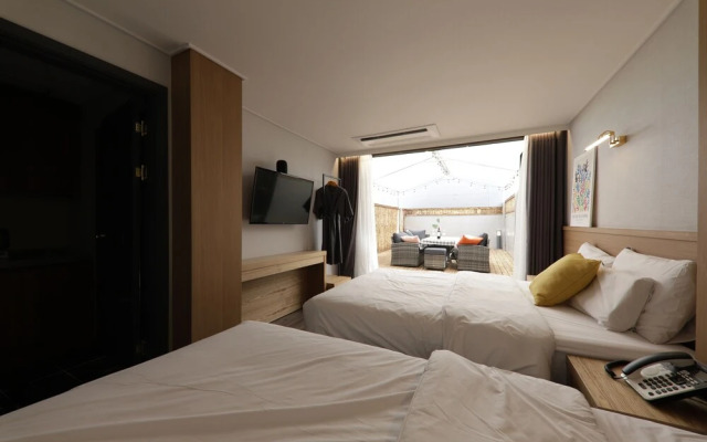 YAJA Hotel