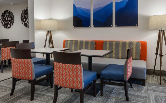 Hampton Inn Covington