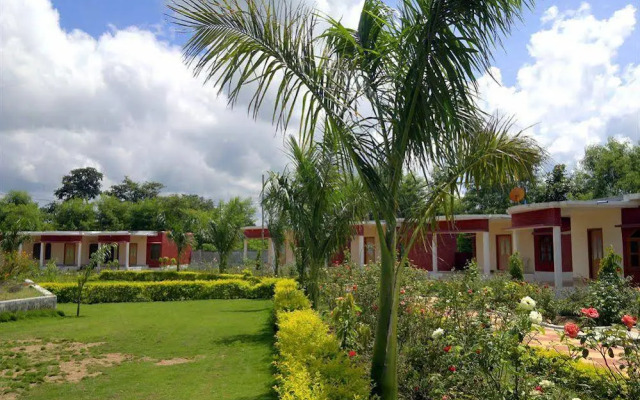 Shri Krishna Jungle Resort