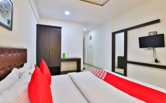 Oyo 24135 Hotel Anand Inn