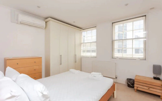 Homely 2 Bedroom Flat Near Embankment Station
