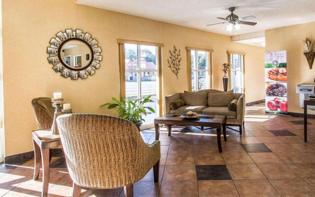 Quality Inn & Suites near Panama City Beach