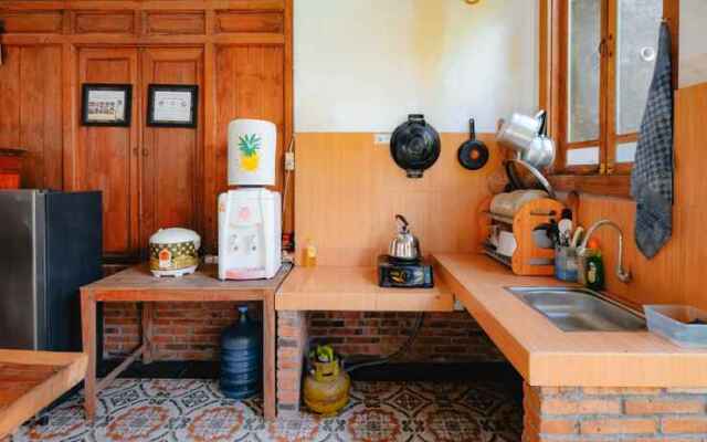 Anugro's Homestay By The Grand Java