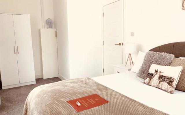 Elthorne Luxury Apartments