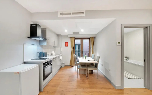 East London Studio Apartment - Ilford