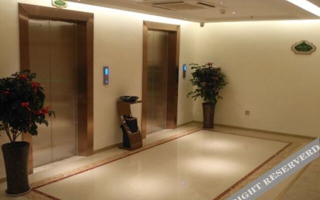 Vienna 3 Best Hotel (Xiamen Airport Xiagu Dock)