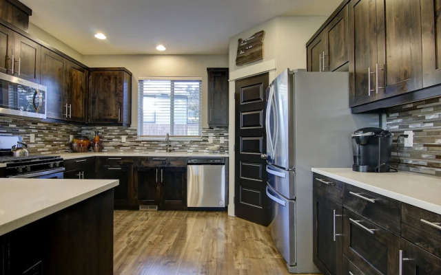 Jacksons Place 3 Bedroom Home by Redawning