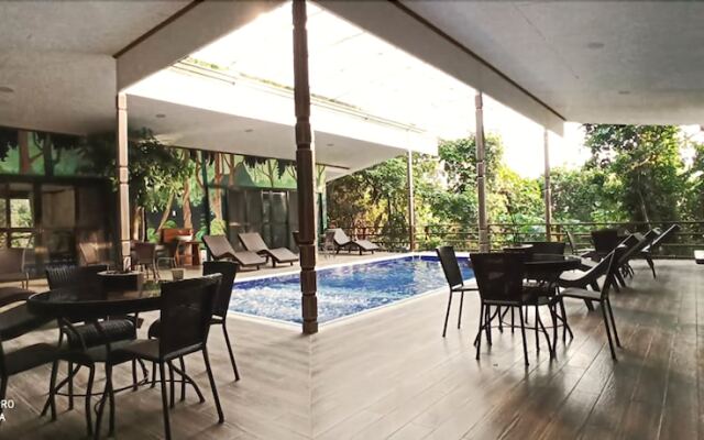 Zoobic Glampz- Subic