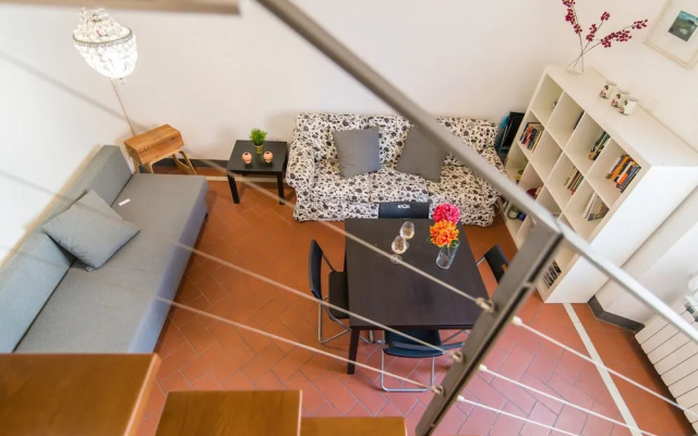 Della Scala Modern Apartment