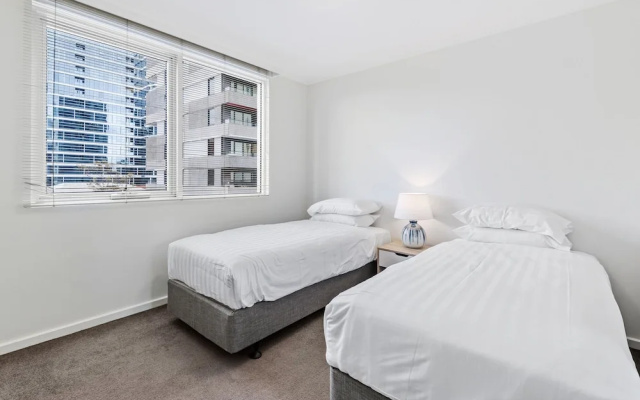 Gorgeous 3-bed Apartment Near Flagstaff Gardens – Guest Rooms – Melbourne