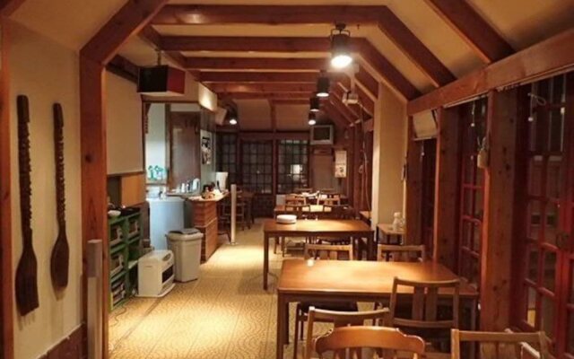 Hakuba Cortina Backpackers - Hostel