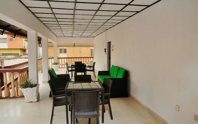 Jolie Suites