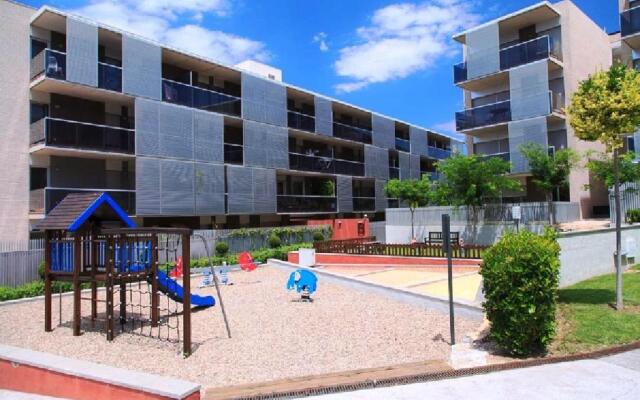 UHC Paradise Village Family Complex