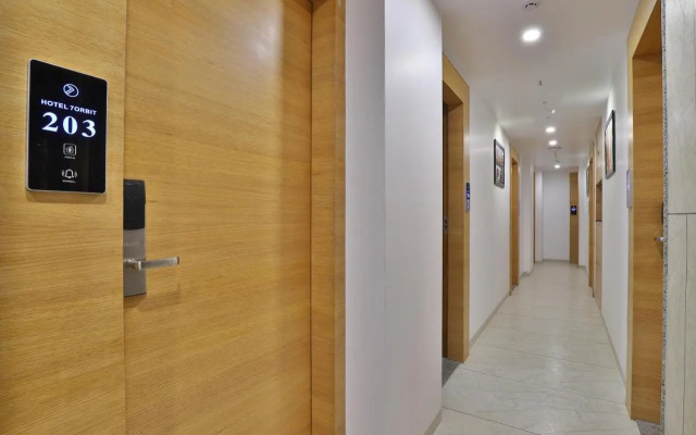 OYO Rooms Near Station Gulambaba Road 2