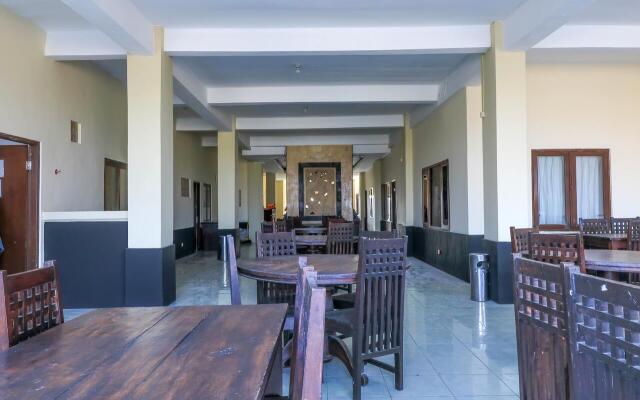 Oyo 1054 Bayak Bali Hotel