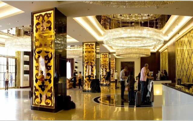 Royal Halong Hotel