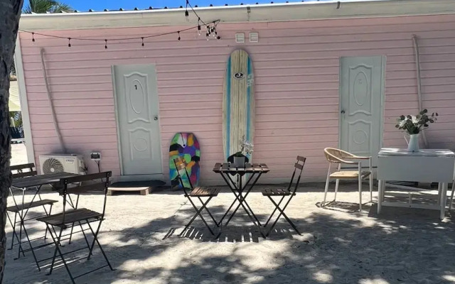 Casa Rosada Beach Front