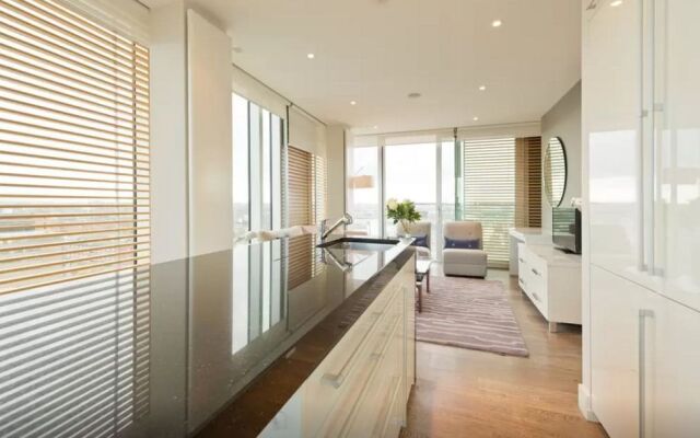 Grand Canal Quay Apartment