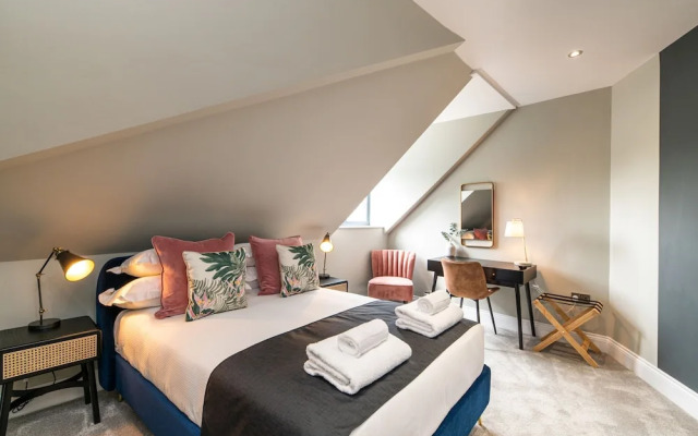 Chelmsford Loft 6 Penthouse