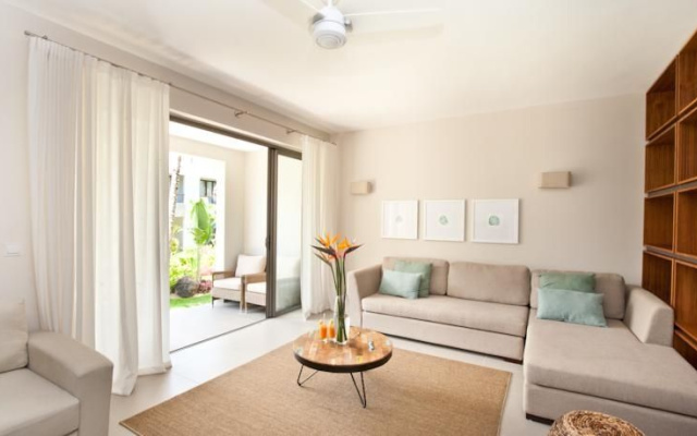 La Residence Luxury Beach Apartments by BARNES
