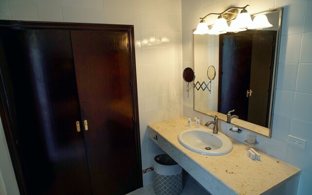 V Royal Luxury Villas