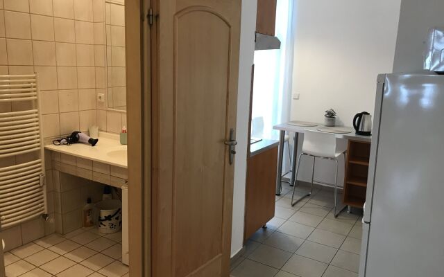 Slavojova ApartMeet