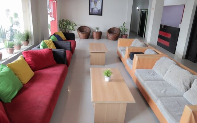 RedDoorz @ Pasangkayu Mamuju Utara