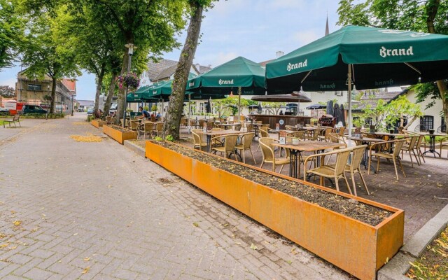 Charming Holiday Home in Grubbenvorst Near River Maas