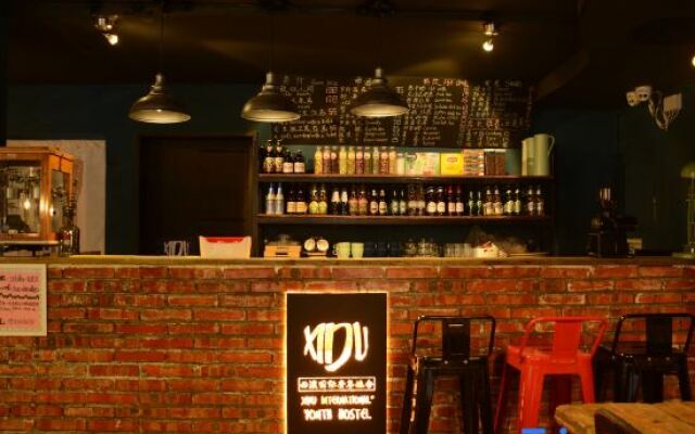 Xidu International Youth Hostel