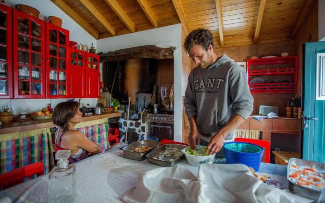 Caldeira Guesthouse