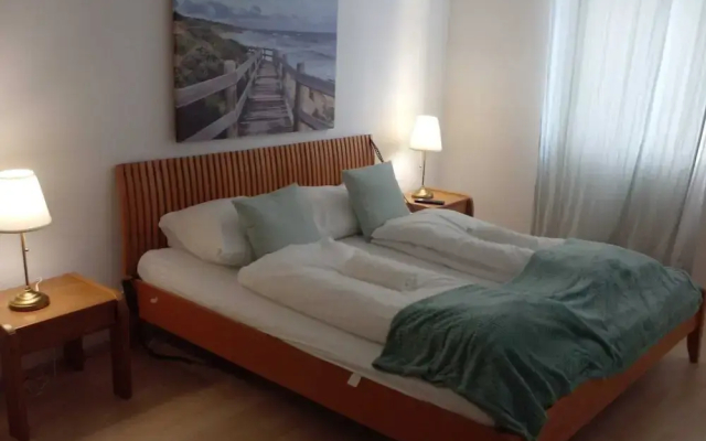 Modern 2BR Apt Long Stay Near Station