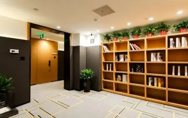 Chonpines Hotel(Tanghe Youlan Avenue Branch)