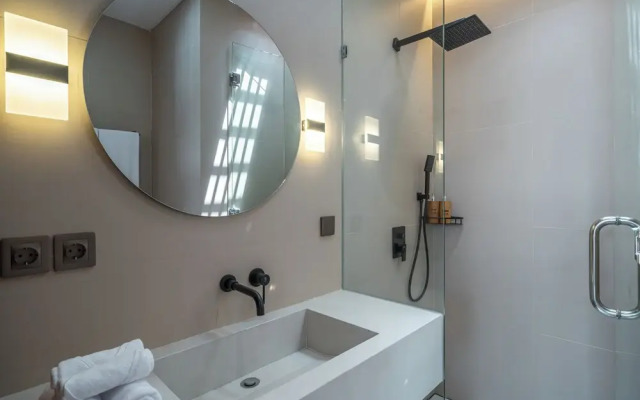 Nova Oasis 1