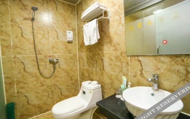 Yichang Lijia Business Hotel