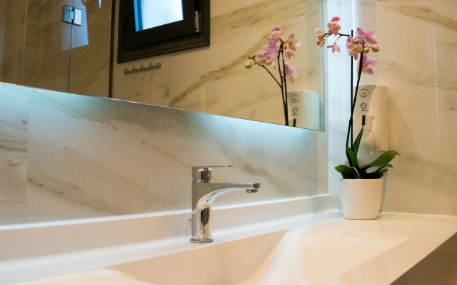 Costa Domus Blue Luxury Apartments