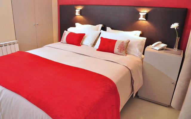 Tiber Hotel