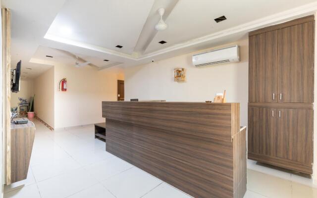 SPOT ON 48857 Hotel  Neelkamal 2