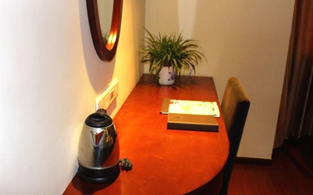 GreenTree Inn Nanchang Xihu District Railway Station Zhanqian Road Exp