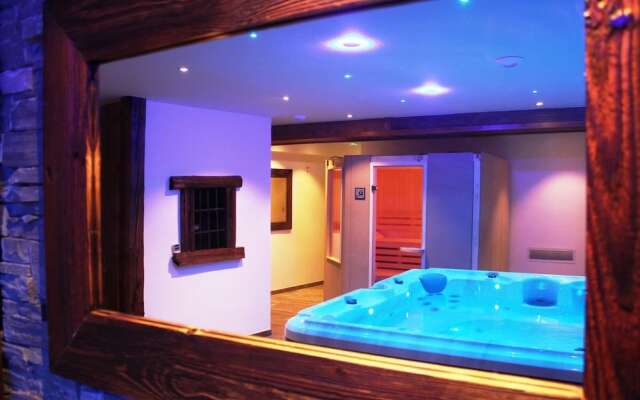 Chalet LES Ancolies - Gentiane : 3 Pièces Cabine 6 Personnes / 3 Rooms Cabin 6 People