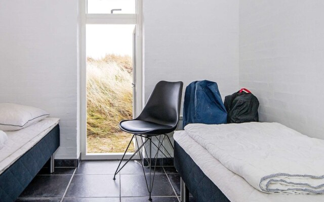 6 Person Holiday Home in Romo