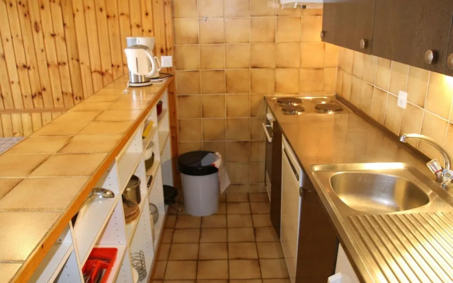 Stunning Apartment With Mountain Views