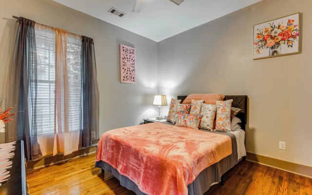 Chic Atlanta Home: Close to Downtown & Stadiums