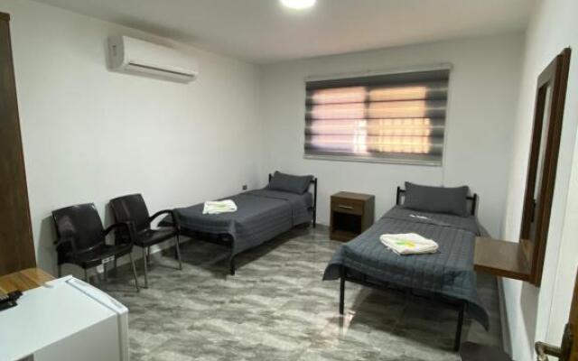 Omar Apartment