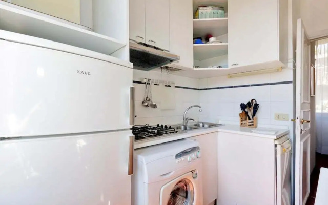 Piazza Navona Contemporary Luxury Terrace - HOV 51584