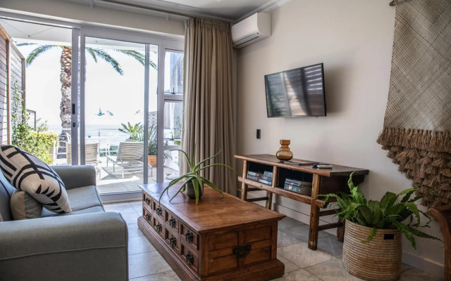 Sea Castle Hotel Camps Bay