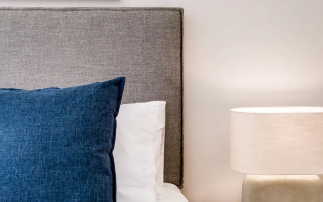 Tranquil Escape in Sea Point Aureto