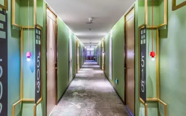 Zhongzhou Elegant Hotel（Luoyang Tianxiang Peony Garden Airport Branch）
