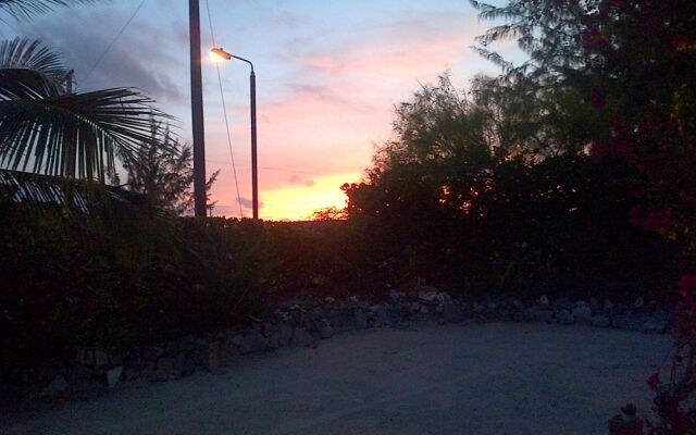 Silver Palm Guest House Turks and Caicos